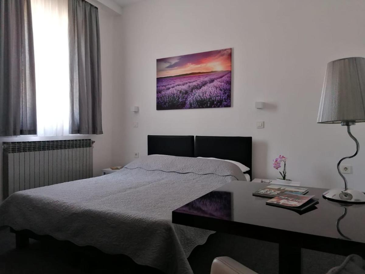 Grand Bells Bed And Breakfast Zagreb Bagian luar foto