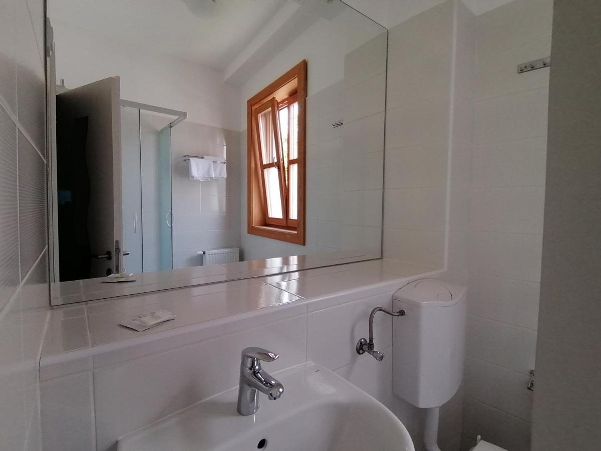 Grand Bells Bed And Breakfast Zagreb Bagian luar foto