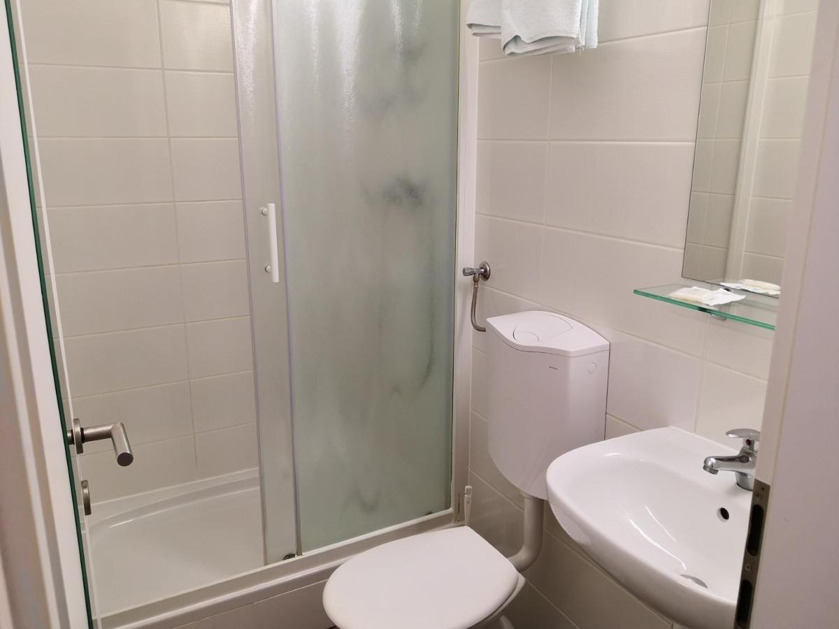 Grand Bells Bed And Breakfast Zagreb Bagian luar foto