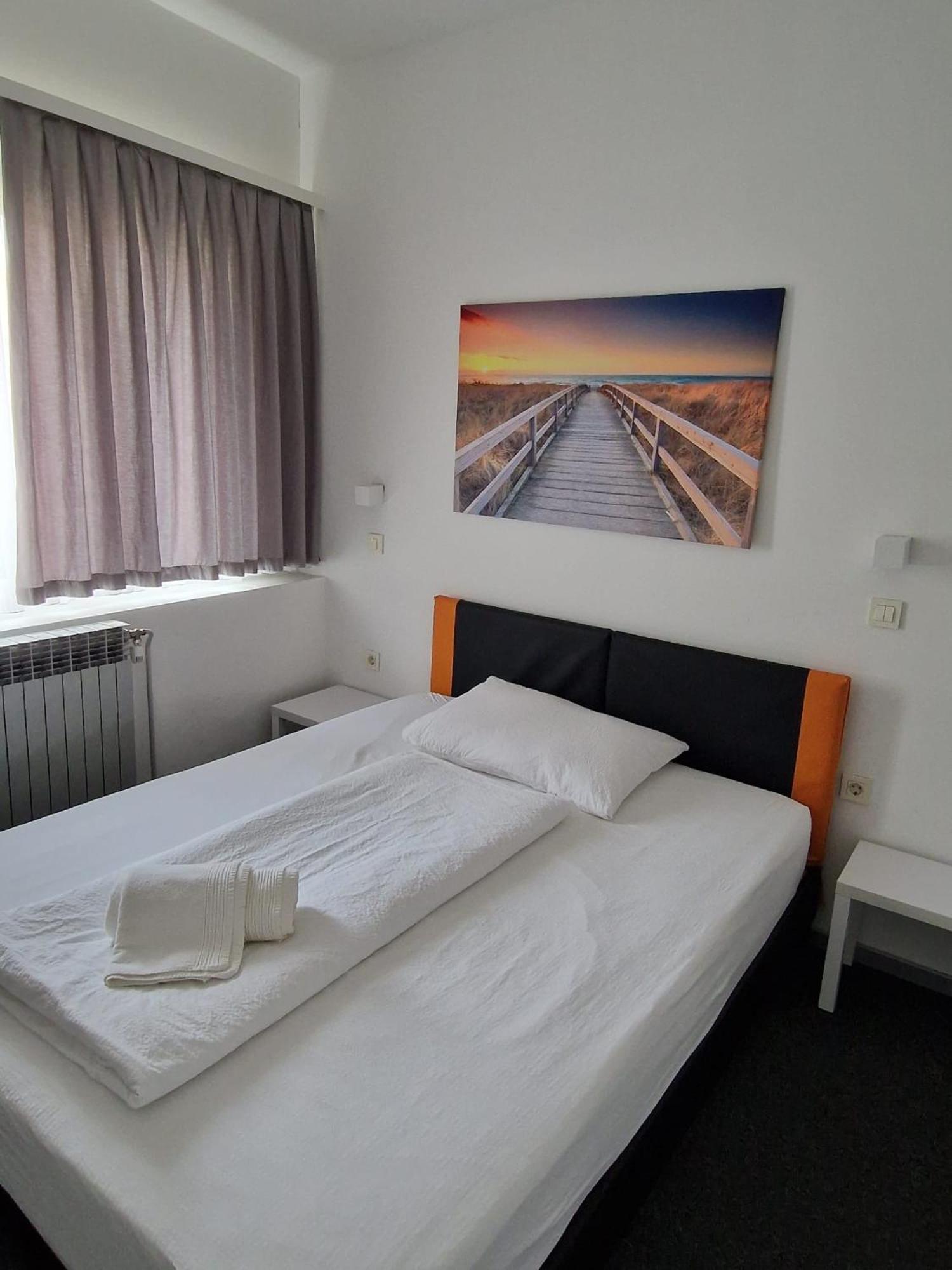 Grand Bells Bed And Breakfast Zagreb Bagian luar foto